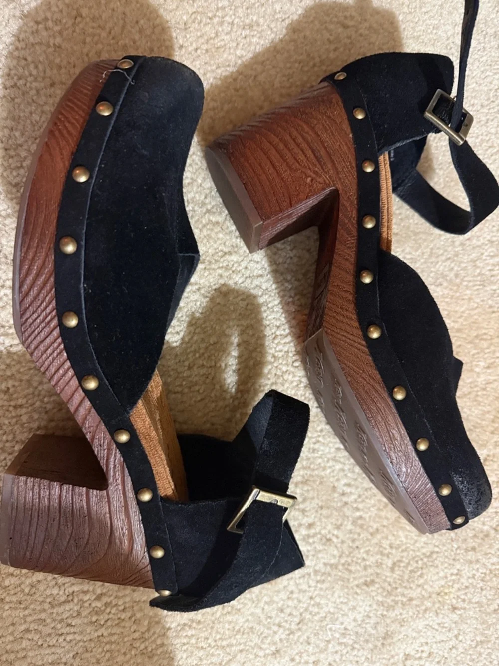 Korks Evah Women's Black Suede Ankle-Strap Heels size 9.5